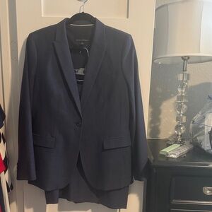 Banana Republic Dark Blue Women’s Suit